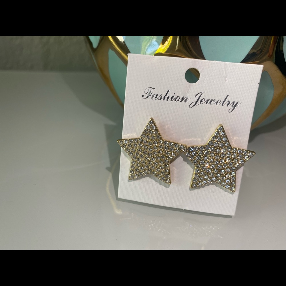 Star earrings